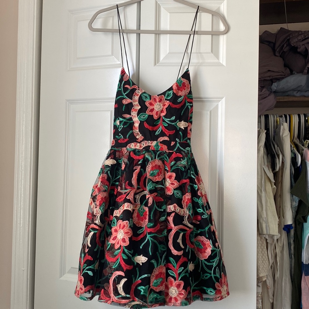 FOREVER 21 NWT Black and Pink Embroidered Floral Party Dress, Size L.